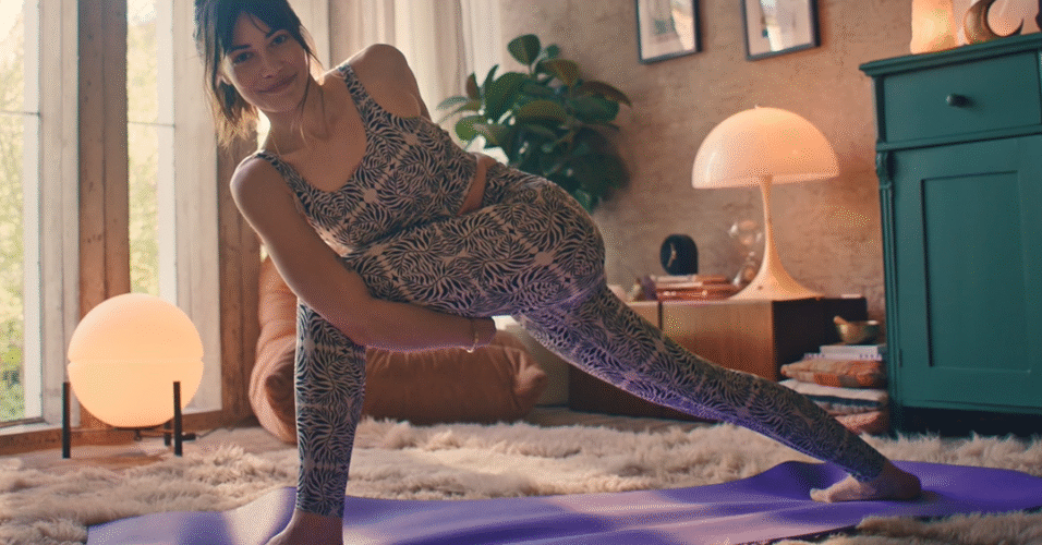 yoga by happinez roularta media nederland